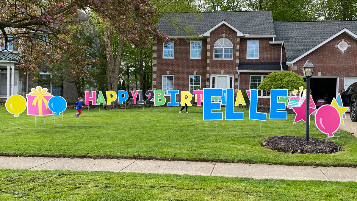 Happy Birthday Yard Sign Display